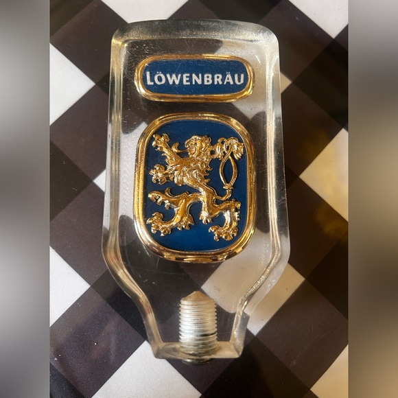 Vintage 70’s Lowenbrau Keg Pull - Picture 2 of 4